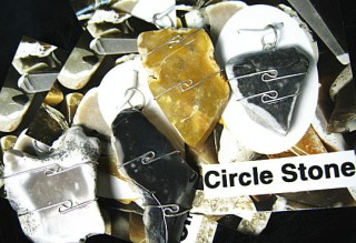 Circle Stones T[NXg[C[[Ny_ggbv